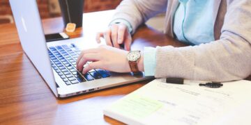 Como funciona site de análise futebol virtual