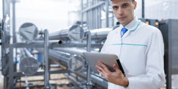 Como funciona um sistema ERP para rastreabilidade e gestão na indústria alimentícia