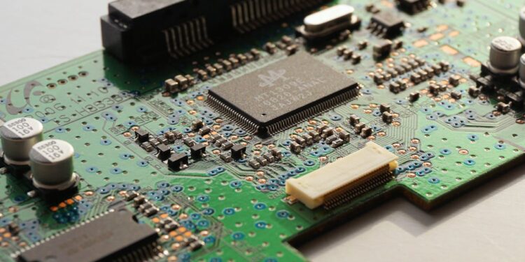 Eletrogate Explica: Diferenças Entre Arduino Uno, Mega e Nano