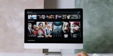 Filme vs Série: O Que Assistir Quando Faltar Tempo?